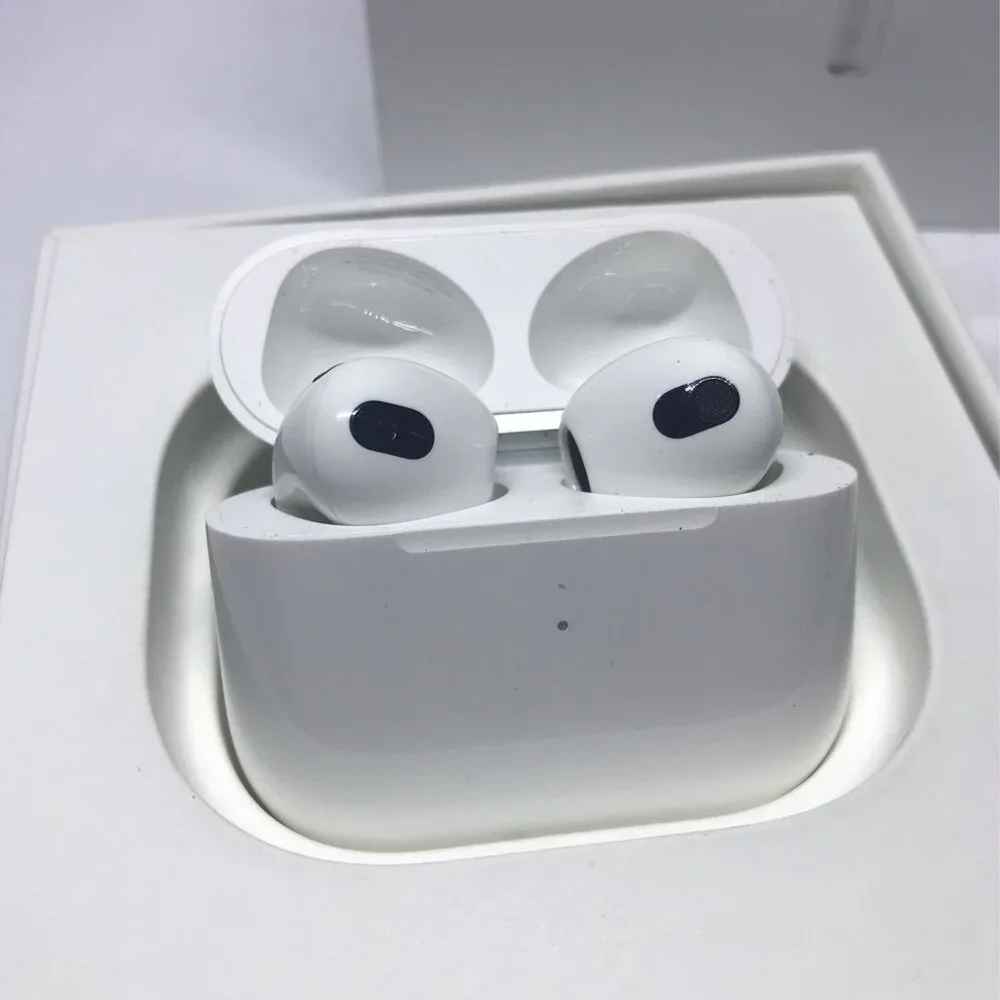 Apple AirPods 3rd Generation With Wireless Charging Case ‎MME73AM/A